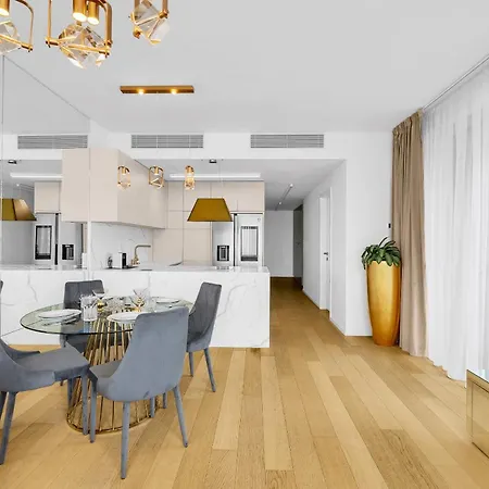 Sky Park's Luxury Ii With Prime View Appartement Bratislava