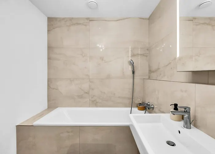 Skypark's Luxury Ii With Prime View * 布拉迪斯拉发