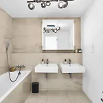 Skypark's Luxury Ii With Prime View Appartement